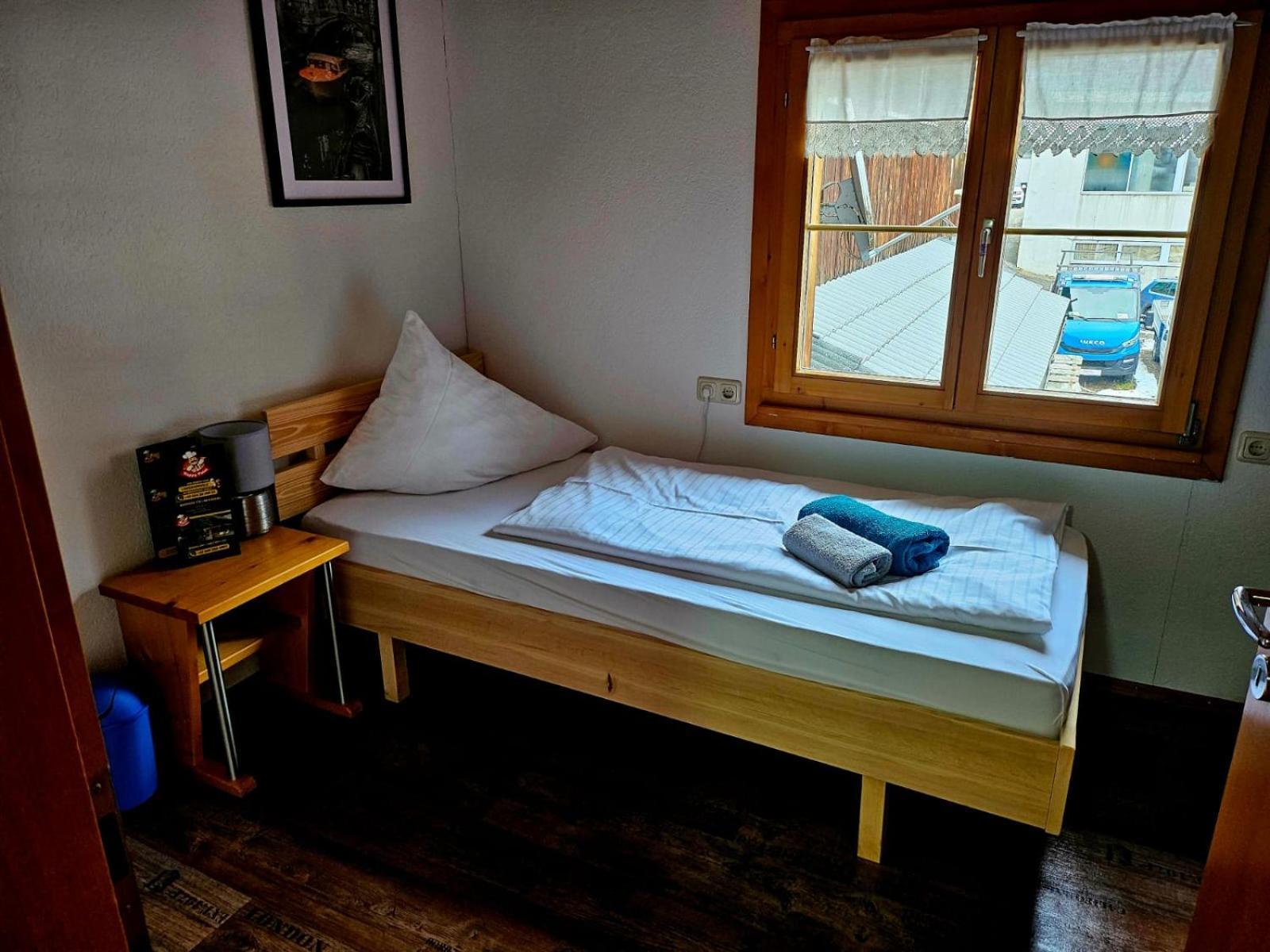Happy Point Apartment Меллау Номер фото